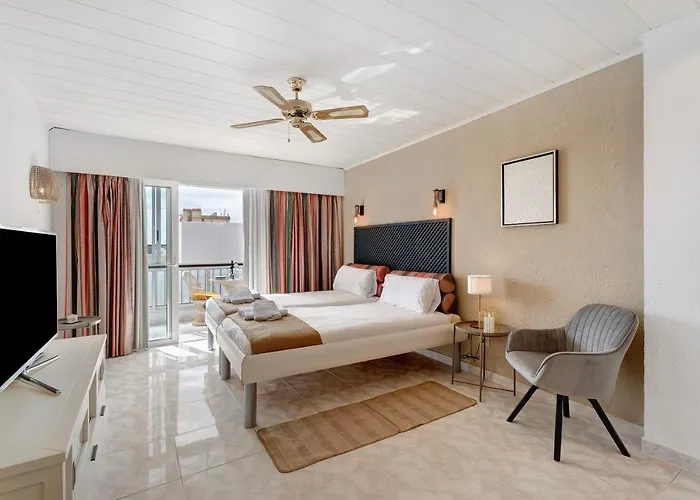 Apto El Dorado 929 פלאייה דה לאס אמריקס